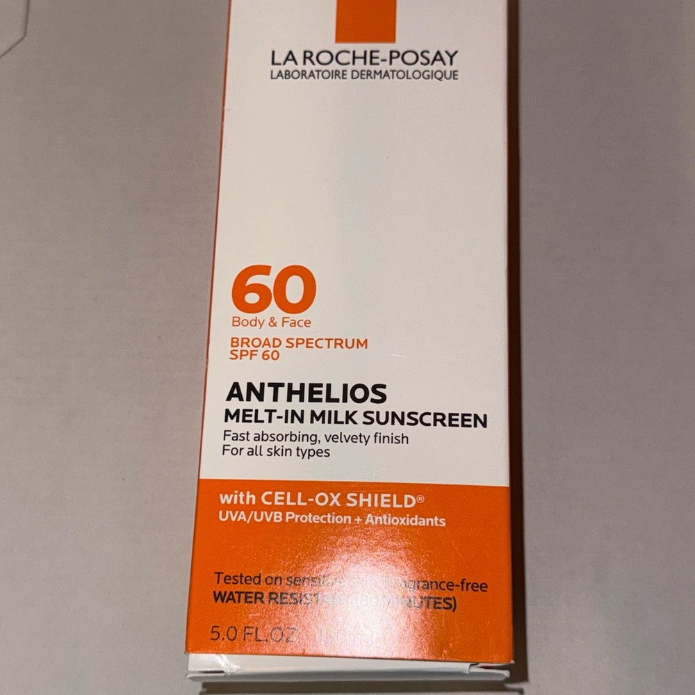 La Roche Posay Broad Spectrum SPF 60 Anthelios Melt In milk sunscreen 5oz
